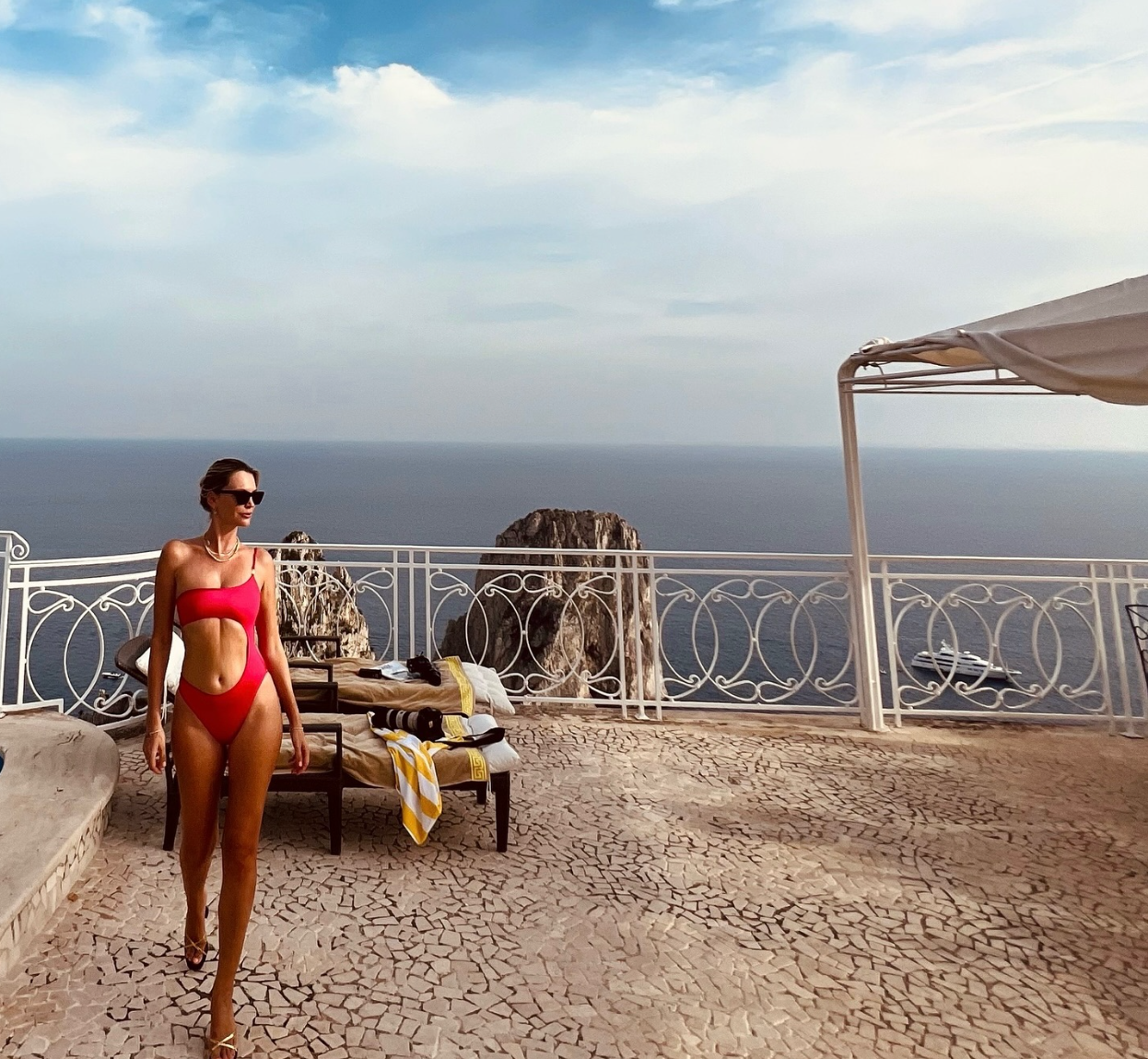 one piece swimsuits