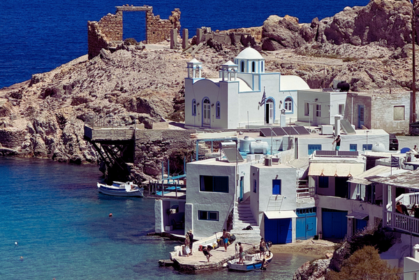 Exploring the picture-like Milos Greece beach front with Luisa, featuring stunning beaches and sommer swim bikinis.